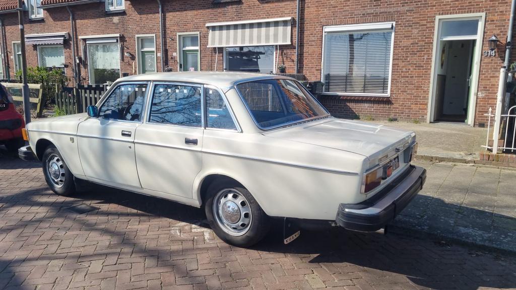 Volvo 1974 Wit, Auto's, Wit, Particulier, 81 pk, Sedan