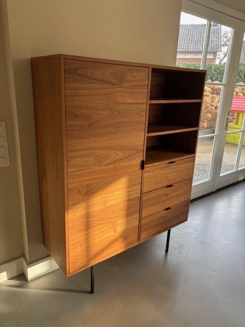 Mooie kast noten hout, Ophalen, Japandi, Gebruikt, 150 tot 200 cm