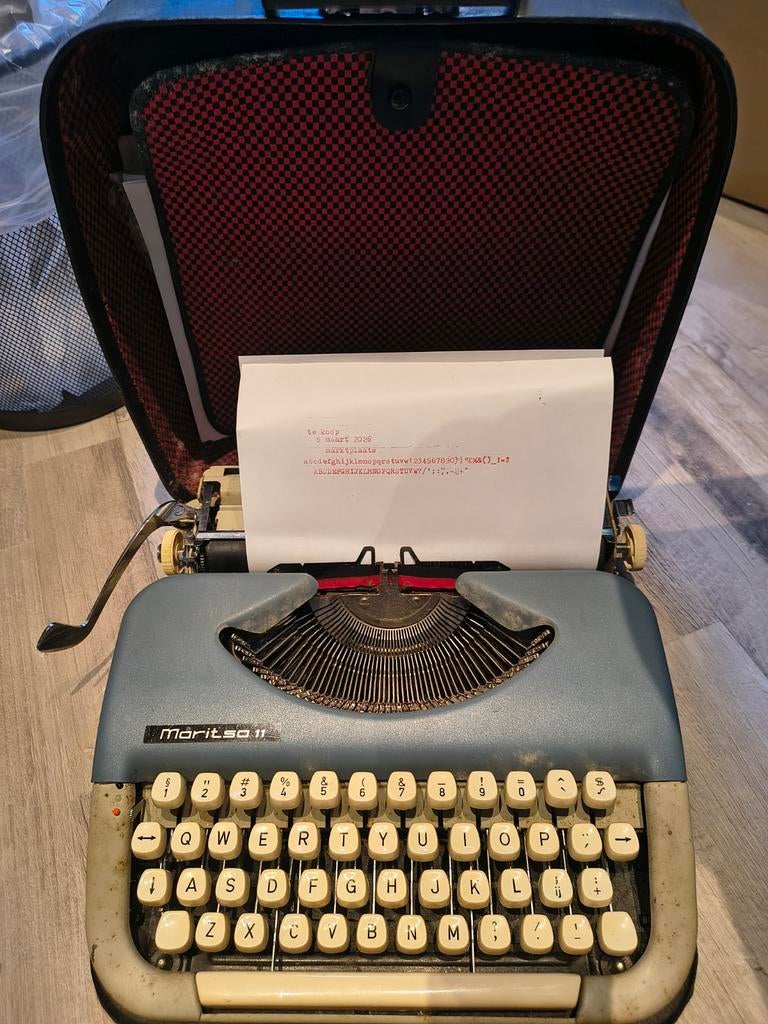 Maritso 11, Ouderwetse typemachine, in werkende staat, Ophalen