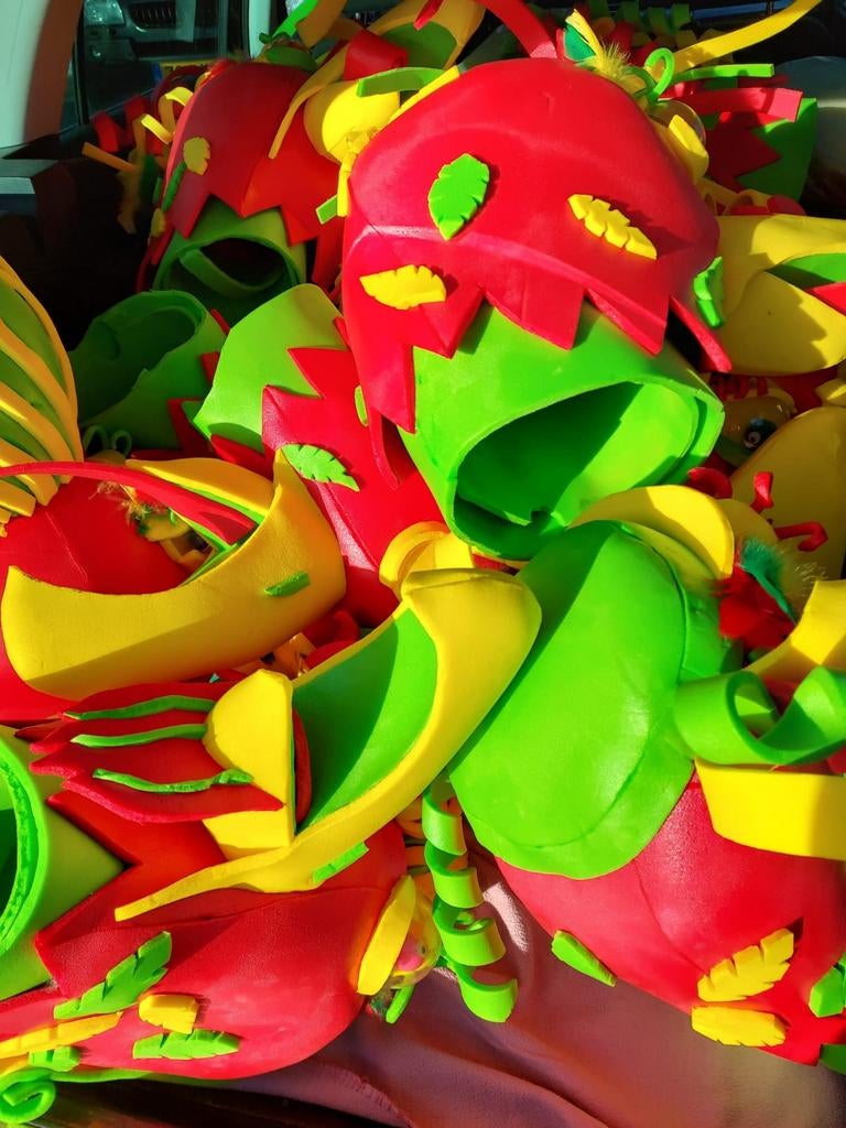 Foam hoeden carnaval, Ophalen of Verzenden, Carnaval