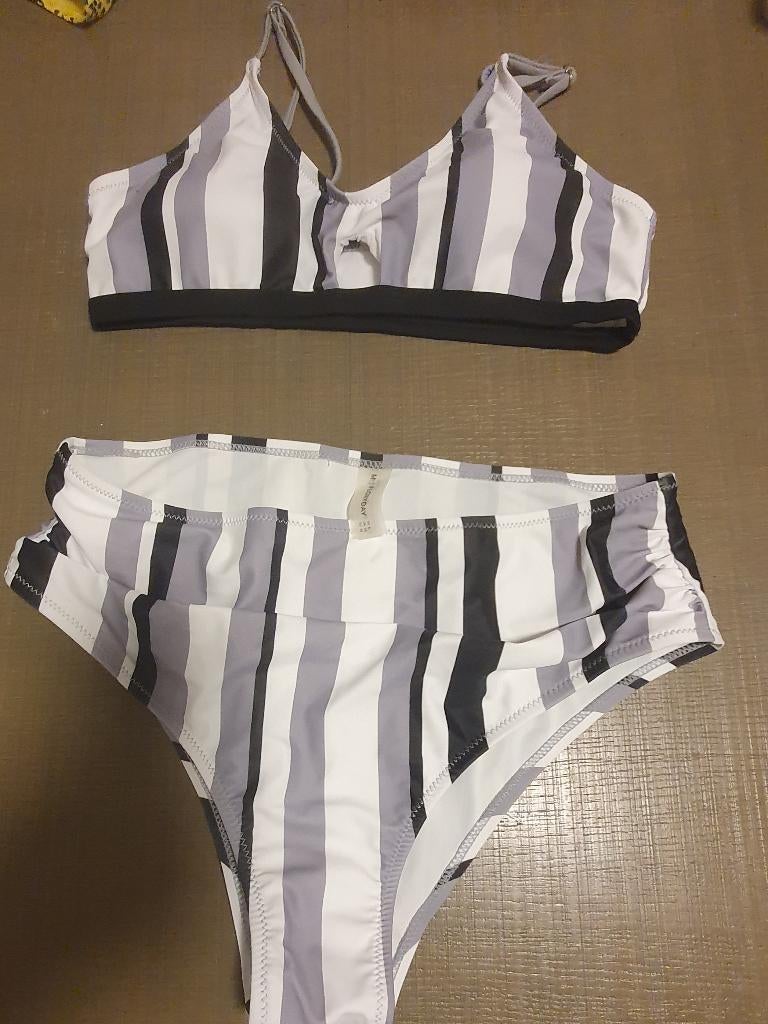 Bikini setje nieuw maat 38 €4,99 floryday, Wit, Floris van Bommel, Nieuw, Ophalen of Verzenden