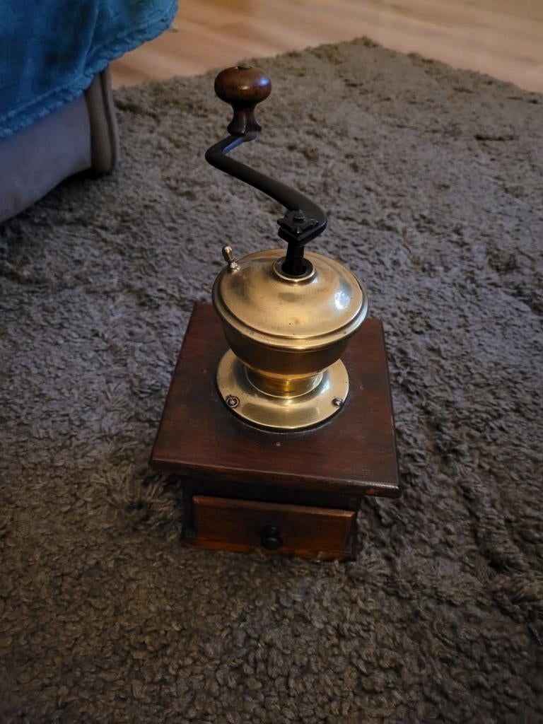 Mooie Koperen Koffiemolen met Opvangbakje, Antiek en Kunst, Antiek | Keukenbenodigdheden, Ophalen