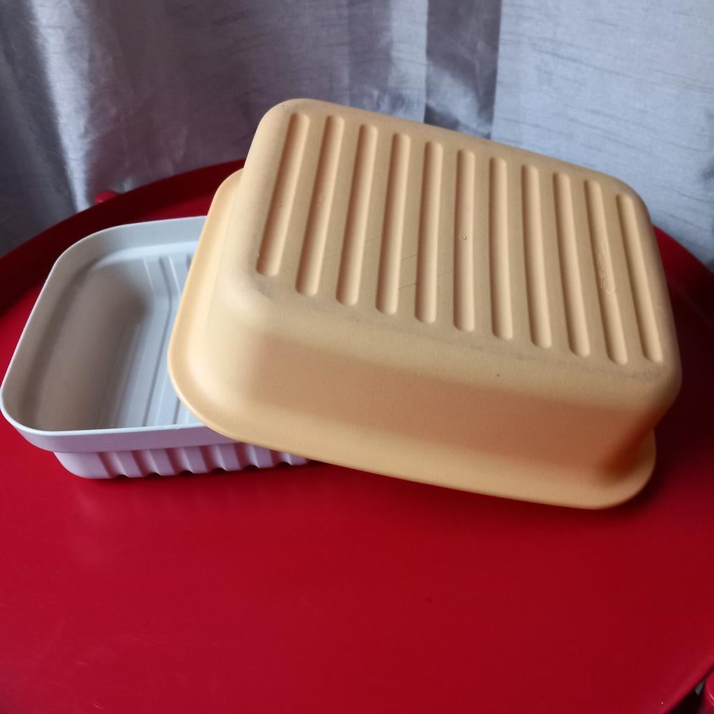Kaasdoos Tupperware, Ophalen of Verzenden, Zo goed als nieuw, Geel, Bus of Trommel