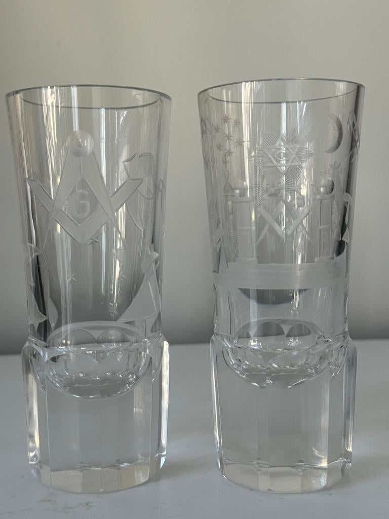2x vrijmetselaars glas vrijmetselaar Memento Mori, Ophalen of Verzenden