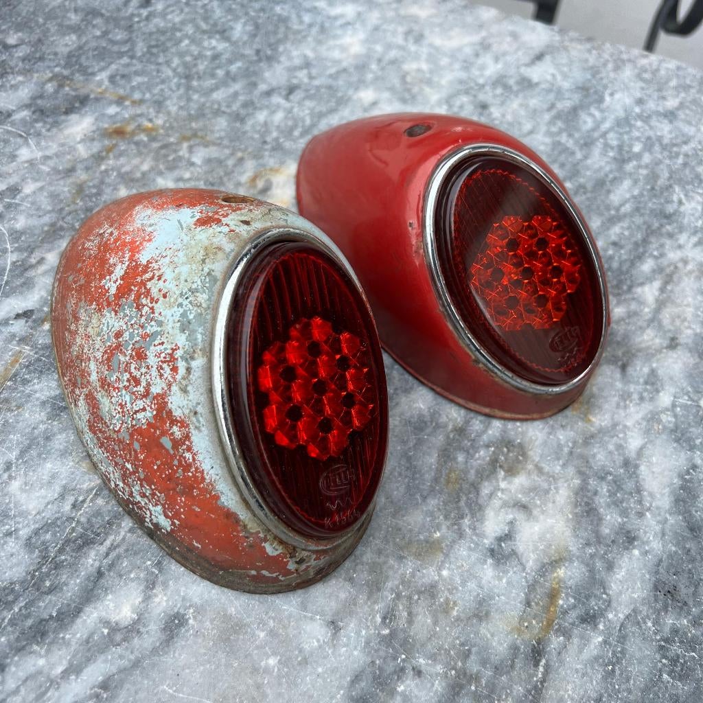 VW Kever achterlichtenset rood Hella 56-61 ovaal Dickholmer, Ophalen of Verzenden, Gebruikt
