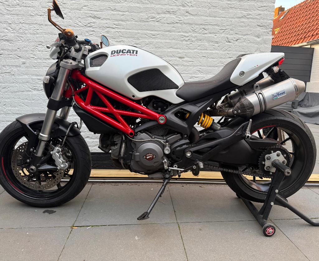 Ducati Monster 796 ABS, Motoren, 2 cilinders, Motorrijbewijs A, Particulier, Meer dan 35 kW