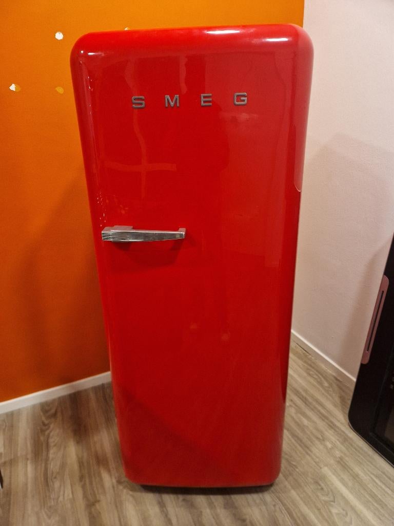 SMEG koelkast met vriesvak - DEFECT, Ophalen, 200 liter of meer, 60 cm of meer, 160 cm of meer