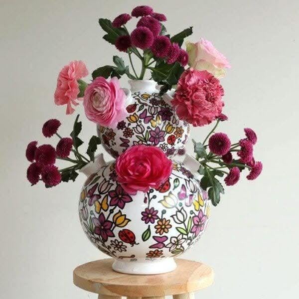 Tulpen vazen 2 delig verschillende kleuren, Overige kleuren, Aardewerk of Porselein, Nieuw, Ophalen of Verzenden