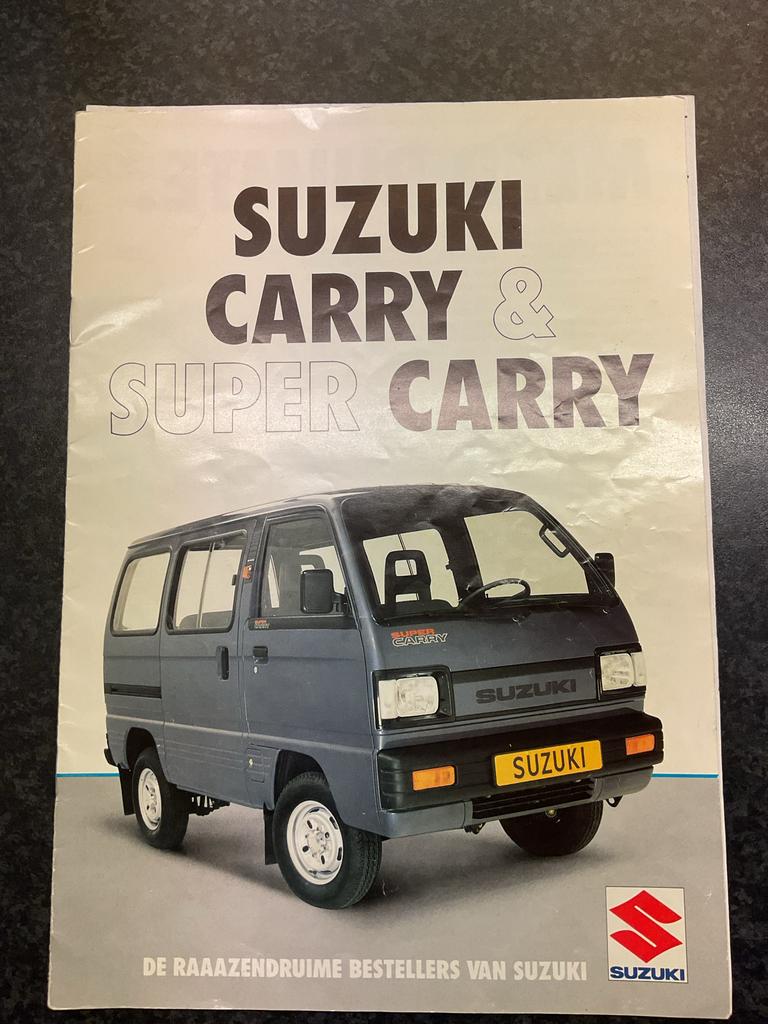Suzuki Carry Brochure 1986 + Prijslijsten - Nette Staat, Ophalen of Verzenden, Gelezen