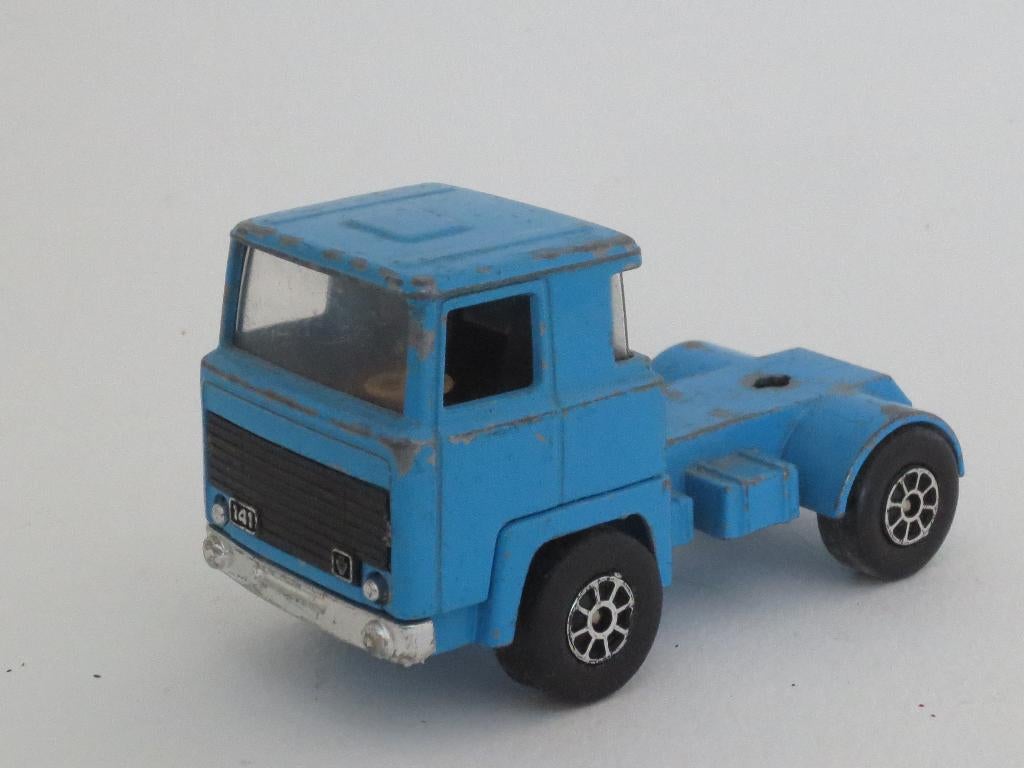 Scania 141 Truck voor onderdelen of opknappen, 1:64, Playart, Ophalen of Verzenden, Gebruikt, Bus of Vrachtwagen