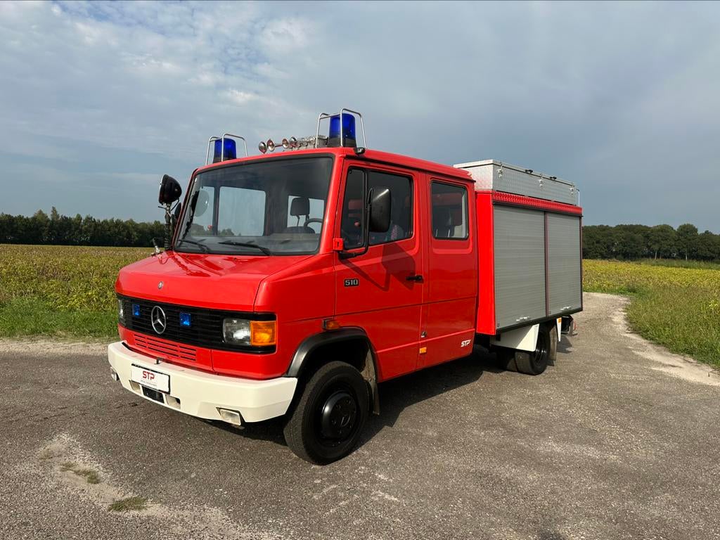 Mercedes-Benz Vario 510 FD camper foodtruck benzine !, Auto's, Mercedes-Benz, Achterwielaandrijving, Overige modellen, Handgeschakeld