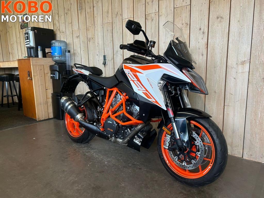 KTM 1290 SUPERDUKE GT (bj 2021) - foto 2