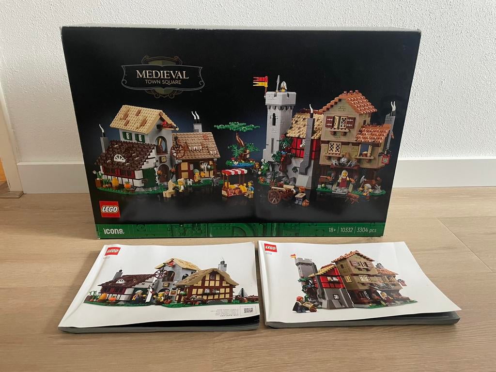 Lego Icons 10332 Middeleeuws stadsplein, Ophalen, Zo goed als nieuw, Complete set, Lego