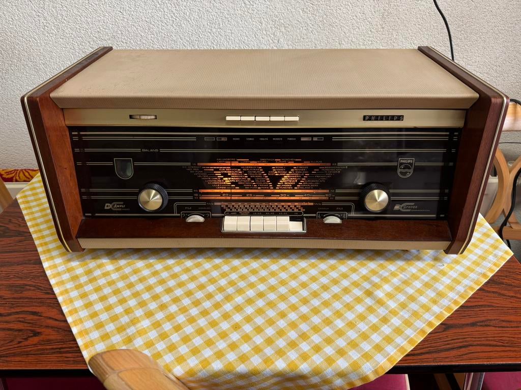 Oude lampen radio philips spelend vaste pr ophalen, Ophalen