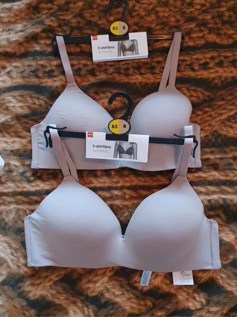 2 T-shirt BH's maat 85 B, Hema, Ophalen of Verzenden, Beige, BH