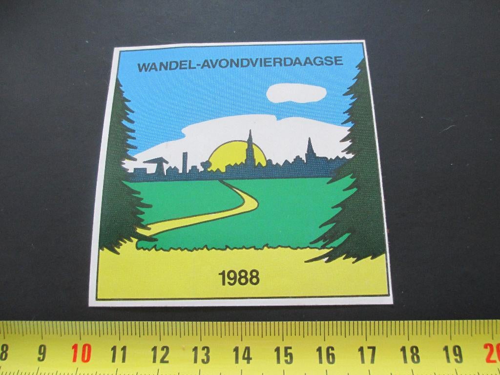 sticker Wandel - Avondvierdaagse 1988, Ophalen, Zo goed als nieuw