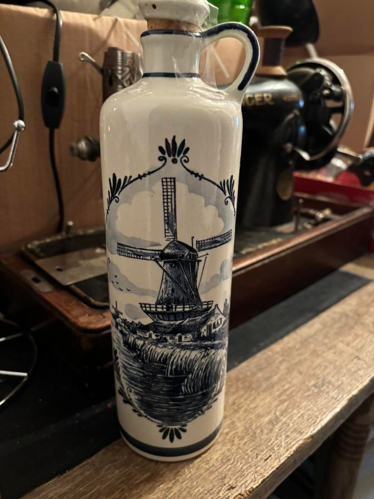 Antieke jonge jenever fles, Ophalen of Verzenden