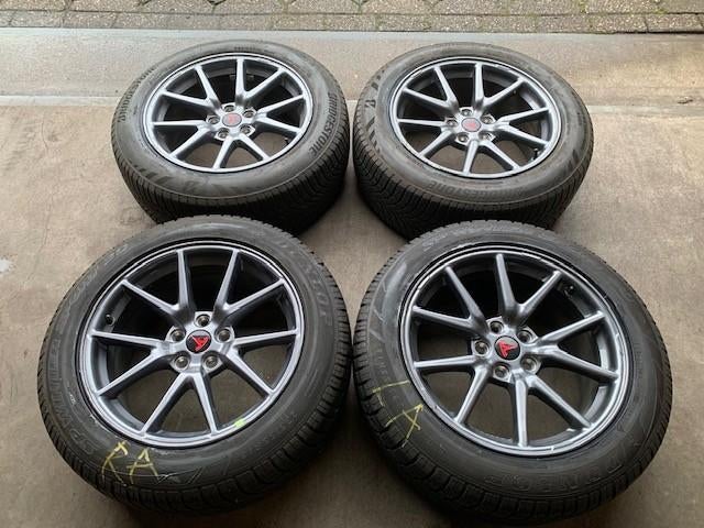 ORIGINELE TESLA MODEL Y VELGEN + WINTERBANDEN 235 55 R18 BLE, 18 inch, Gebruikt, ., Banden en Velgen