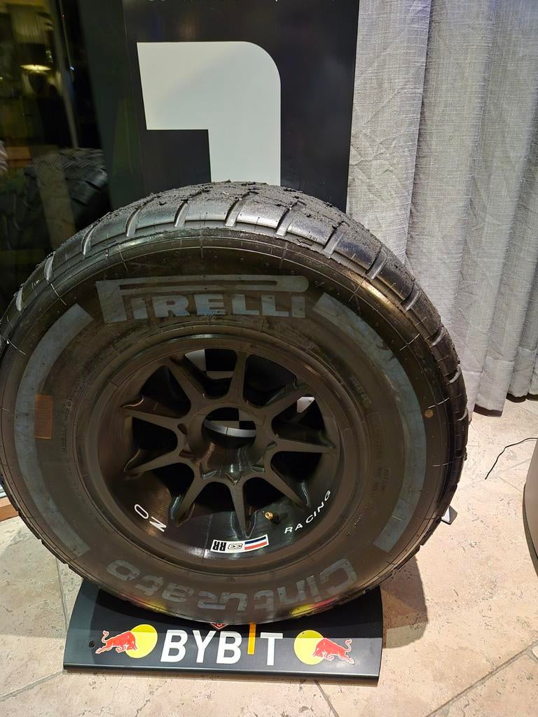 Formule 1 achterband full weather, Ophalen of Verzenden