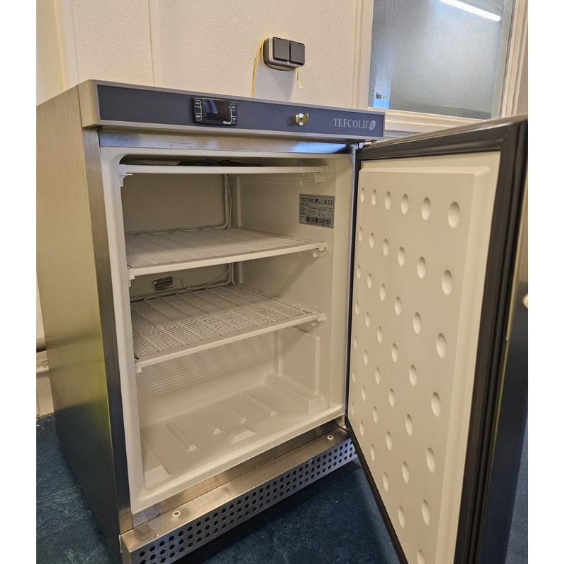Vriezer RVS - Tefcold Undercounter Freezer, Witgoed en Apparatuur, Minder dan 60 cm, Zo goed als nieuw, Ophalen, Vrieskast