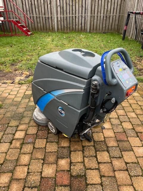 accu schrobzuig machine met extra twee nieuwe accu,s, Ophalen, Gebruikt, Schrobmachine