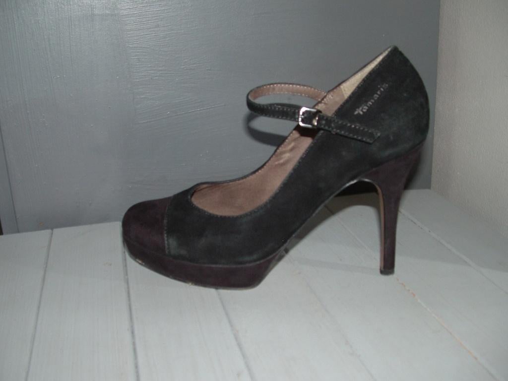 Tamaris suede zwarte hakken, plateau pumps maat 39