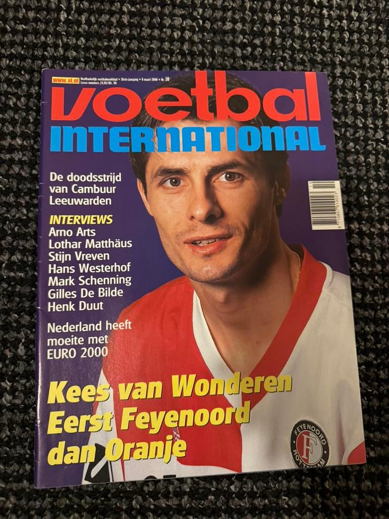 Voetbal International nr. 10 | 35ste jaargang, Ophalen of Verzenden, Zo goed als nieuw, Sport en Vrije tijd