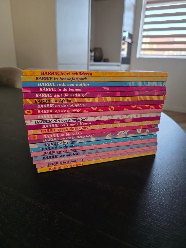 Te koop barbie boekjes, Ophalen of Verzenden, Zo goed als nieuw, Fictie algemeen
