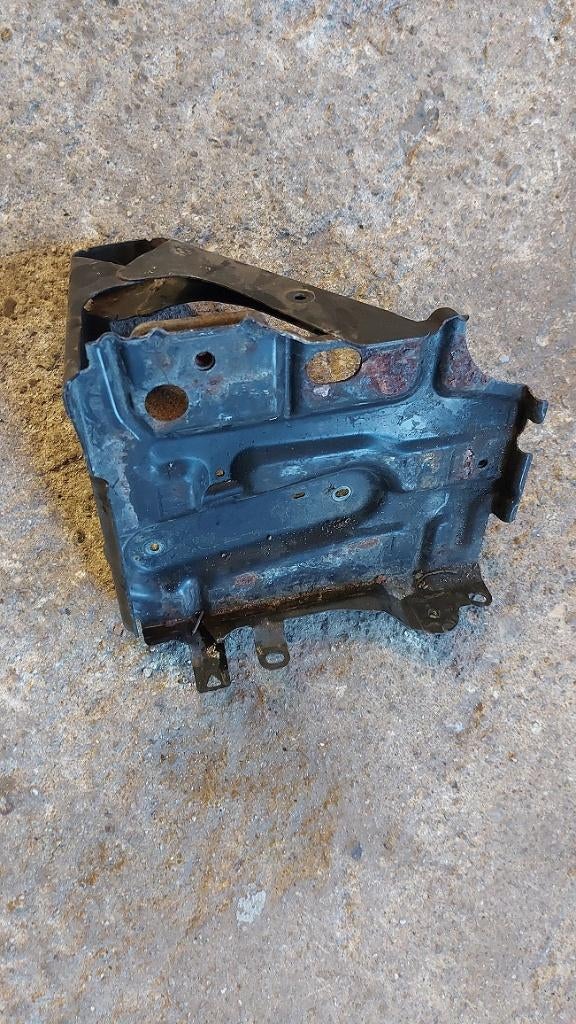 Plaat onder de accu Peugeot 107 uit 2006, Ophalen of Verzenden