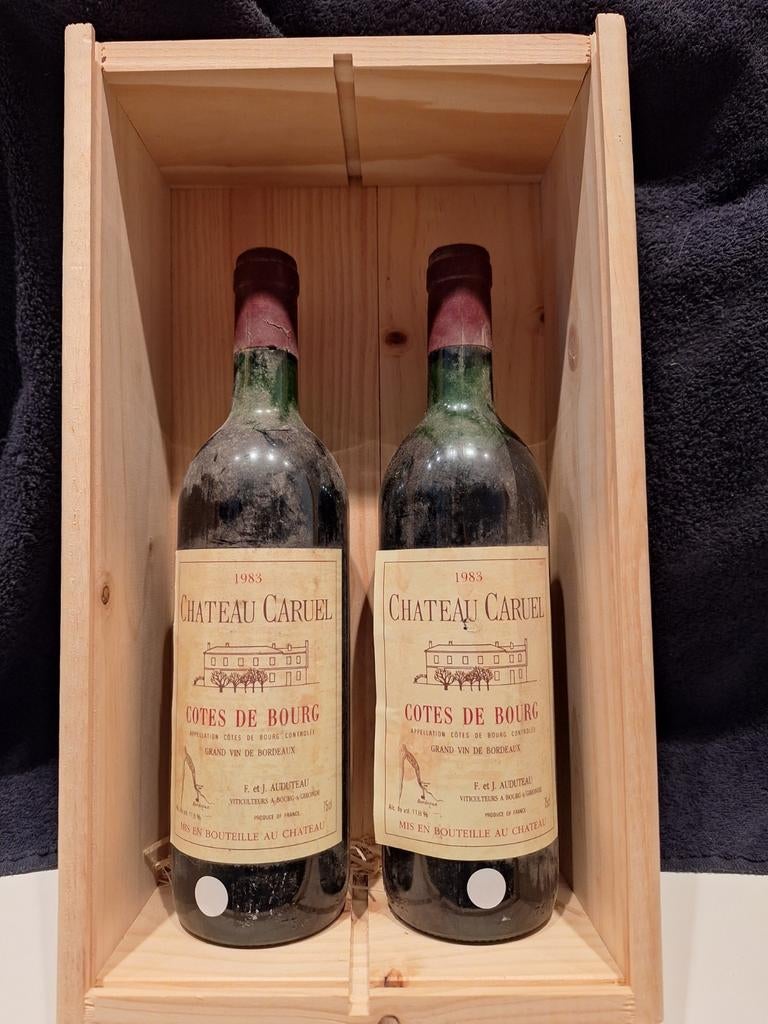 Chateau Caruel Cotes de Bourg 1983 - 2 flessen, Gebruikt, Frankrijk, Ophalen of Verzenden, Rode wijn