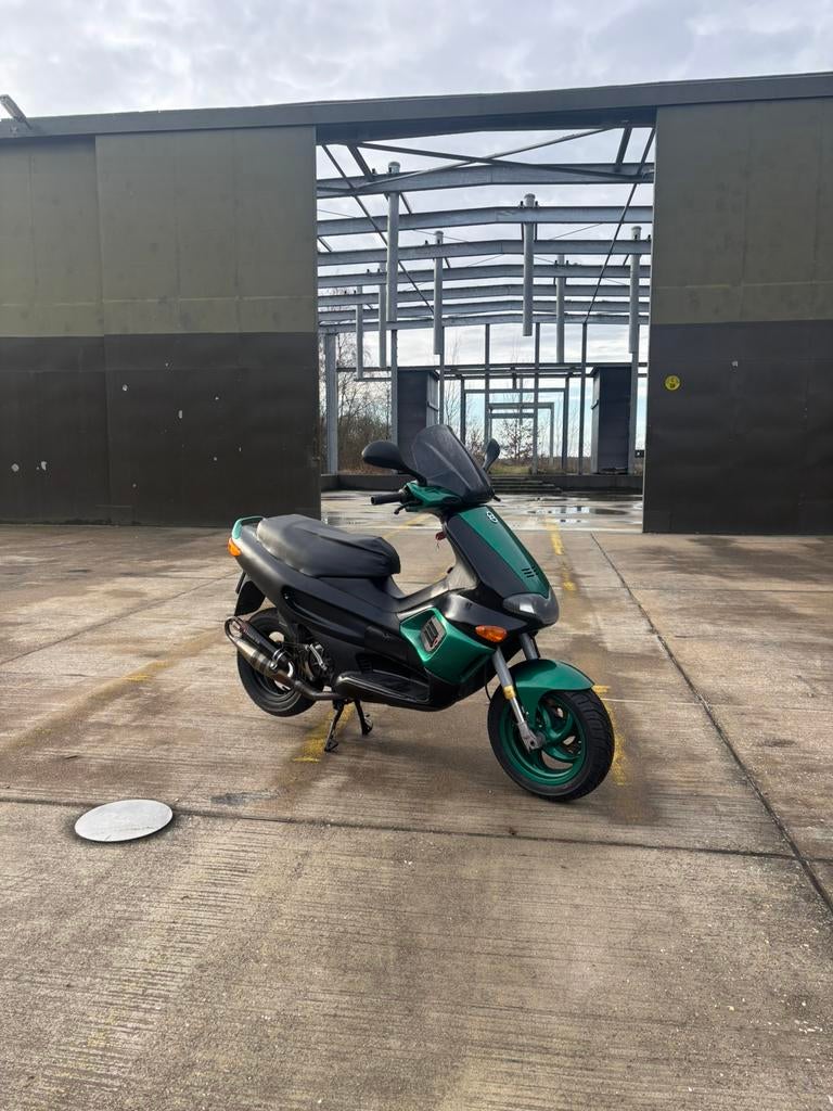 Gilera runner 70cc (start niet), Fietsen en Brommers, Scooters | Piaggio, Ophalen, Tweetakt, Gebruikt, Overige modellen