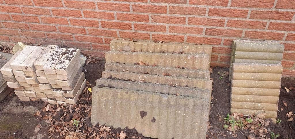 Opsluitbanden + witte stenen GRATIS OPHALEN, Ophalen