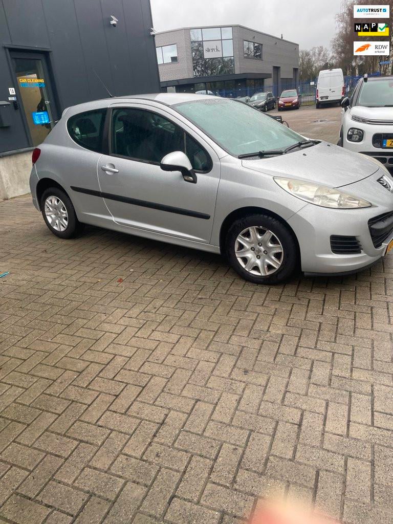 Peugeot 207 1.4 VTi X-Line, Auto's, Peugeot, Voorwielaandrijving, Stof, Gebruikt, Metallic lak