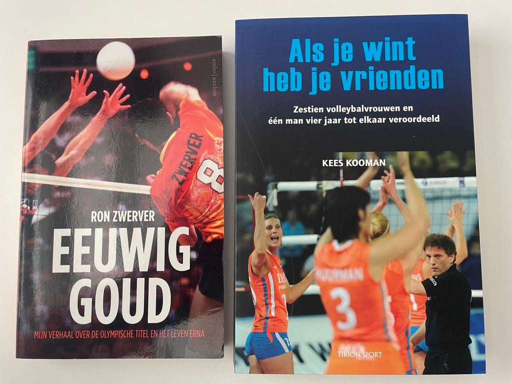 Volleybalboeken o.a. Ron Zwerver, Lange Mannen & Oranjedames, Sport en Fitness, Volleybal, Ophalen of Verzenden, Gebruikt, Bal