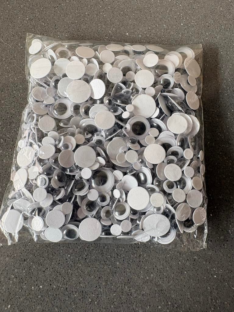 1000 Nieuwe Wiebeloogjes - Knutselmateriaal, Ophalen of Verzenden, Nieuw