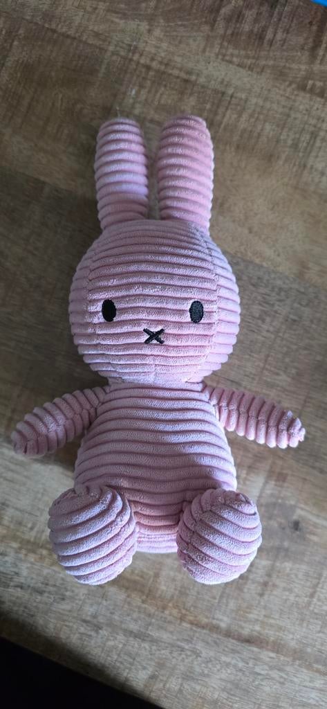 nijntje knuffel, Kinderen en Baby's, Speelgoed | Knuffels en Pluche, Ophalen of Verzenden, Zo goed als nieuw