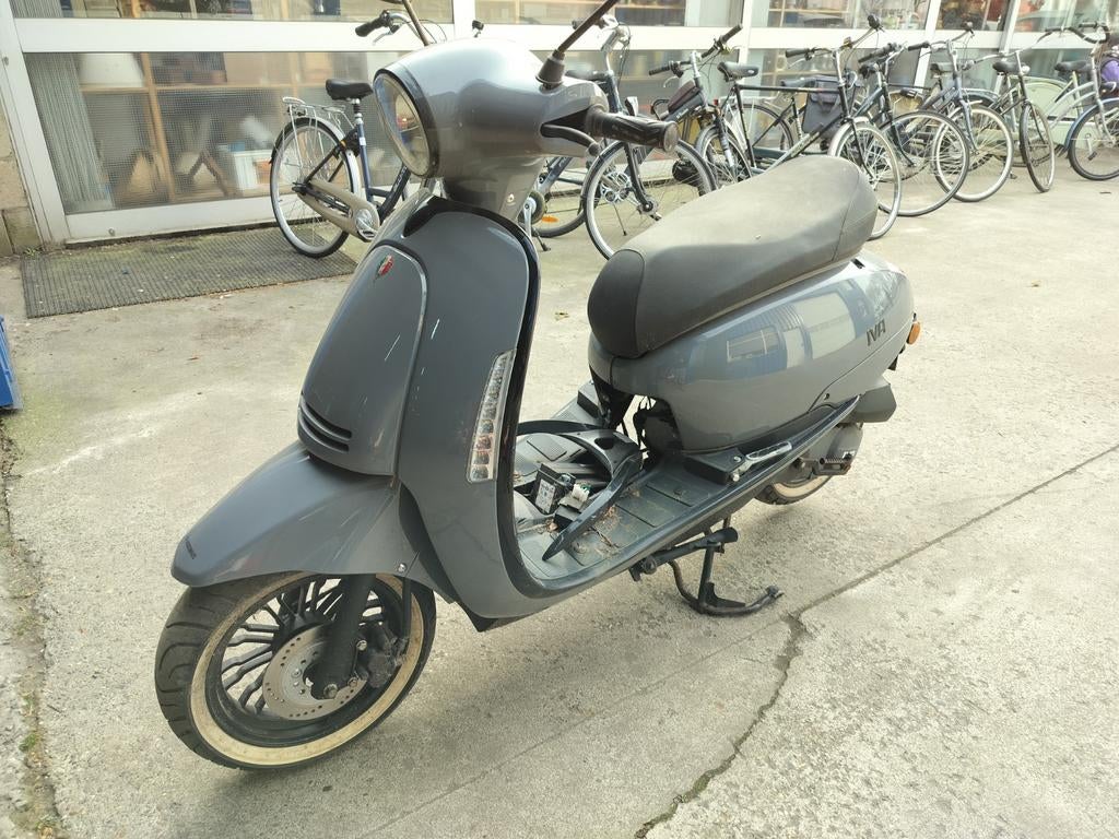 Iva scooter zonder papieren, Ophalen, Jaxautos.nl, Jaxautos.nl, Jaxautos.nl