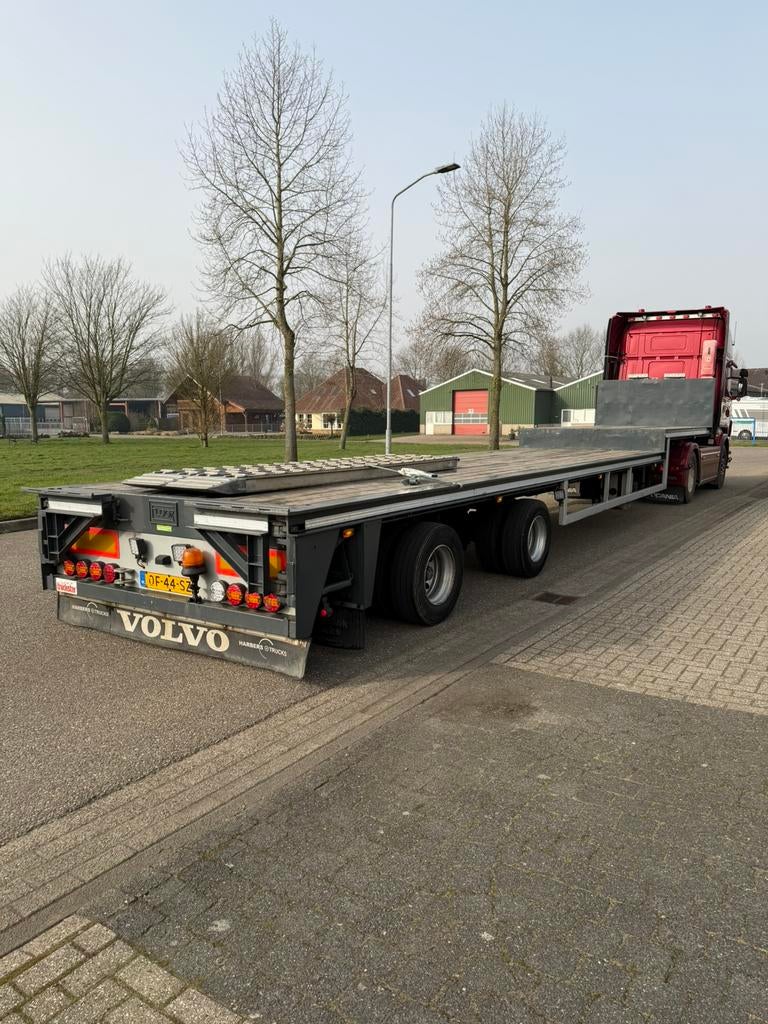 Floor semi dieplader/kraantrailer top staat, Bedrijf, Aanhangers en Opleggers, Te koop