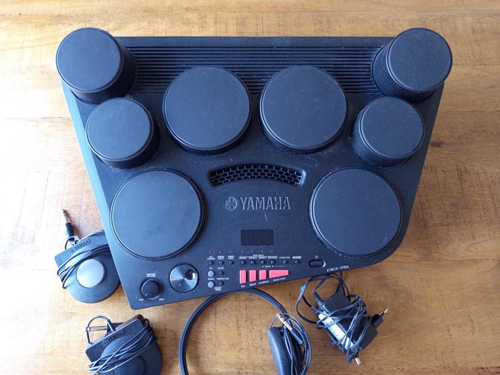 Yamaha DD-75 Elektrisch Drumstel met Headset en Handleiding, Muziek en Instrumenten, Drumstellen en Slagwerk, Ophalen of Verzenden