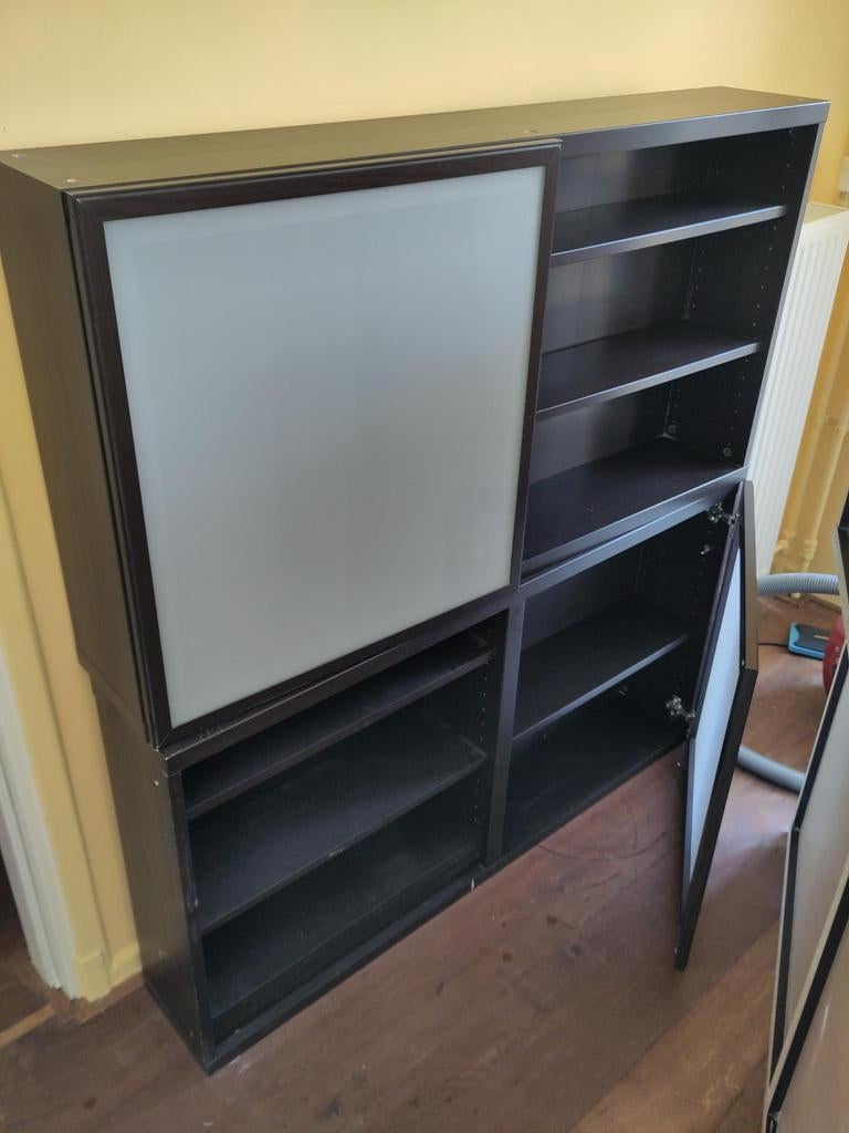 Bestå IKEA (boeken)kastjes, Huis en Inrichting, Kasten | Boekenkasten, Ophalen, Met deur(en), 50 tot 100 cm, Zo goed als nieuw