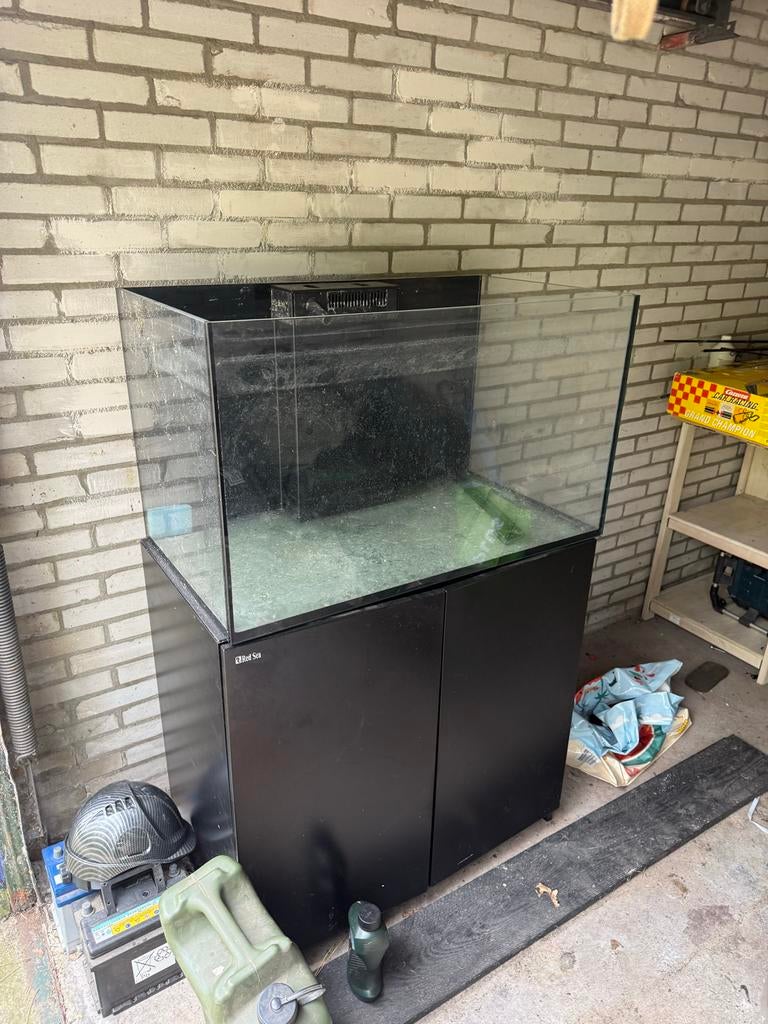 Zoutwater aquarium 250 liter, Ophalen, Zo goed als nieuw, Leeg aquarium