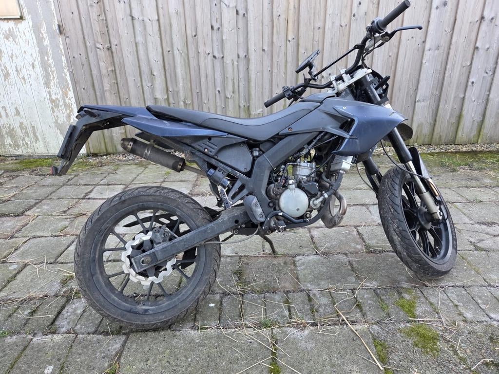 Derbi Senda 50 CC 2011, Fietsen en Brommers, Brommers | Derbi, Ophalen, 6 versnellingen, Gebruikt, Maximaal 45 km/u