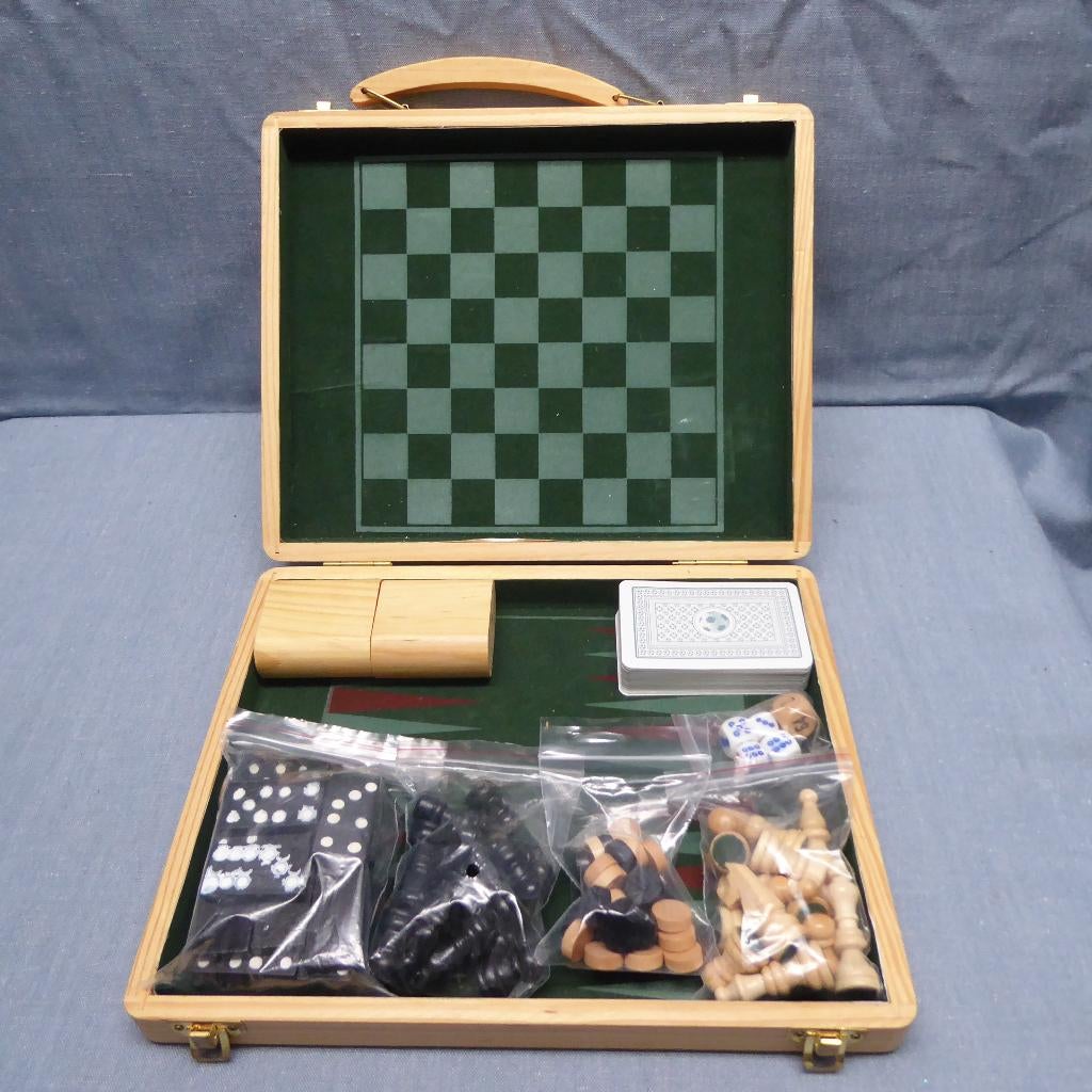 Bord spellen | 6 in 1 game set | in nieuwstaat, Vijf spelers of meer, Ophalen of Verzenden, Zo goed als nieuw, Reisspel