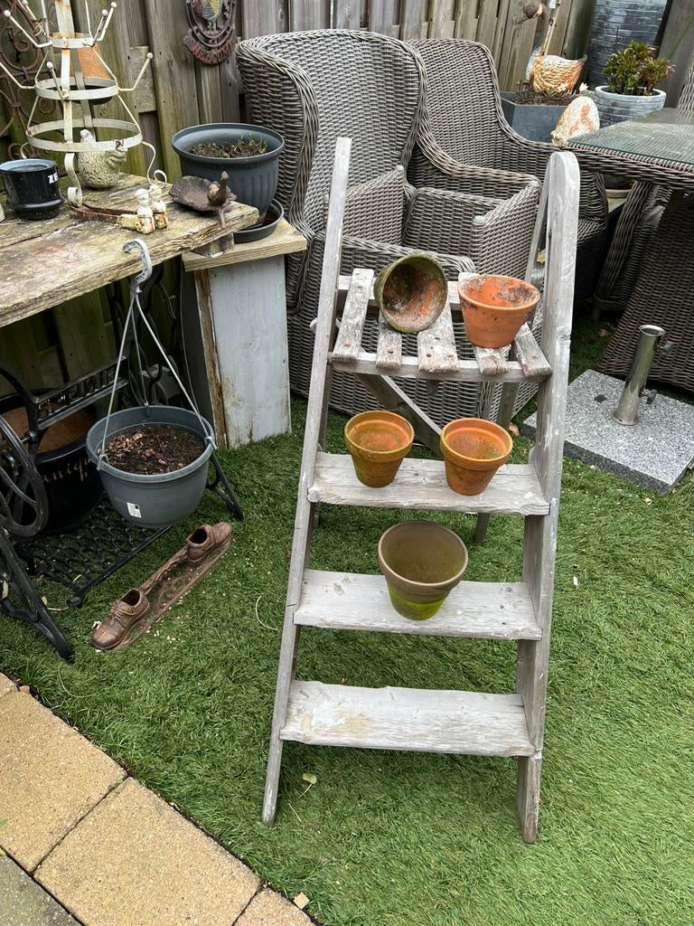 Een klein houten trapje, Ophalen, Gebruikt