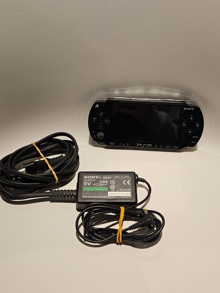 Sony PlayStation Portable PSP 1004, Spelcomputers en Games, Spelcomputers | Sony PSP, Ophalen of Verzenden, PSP