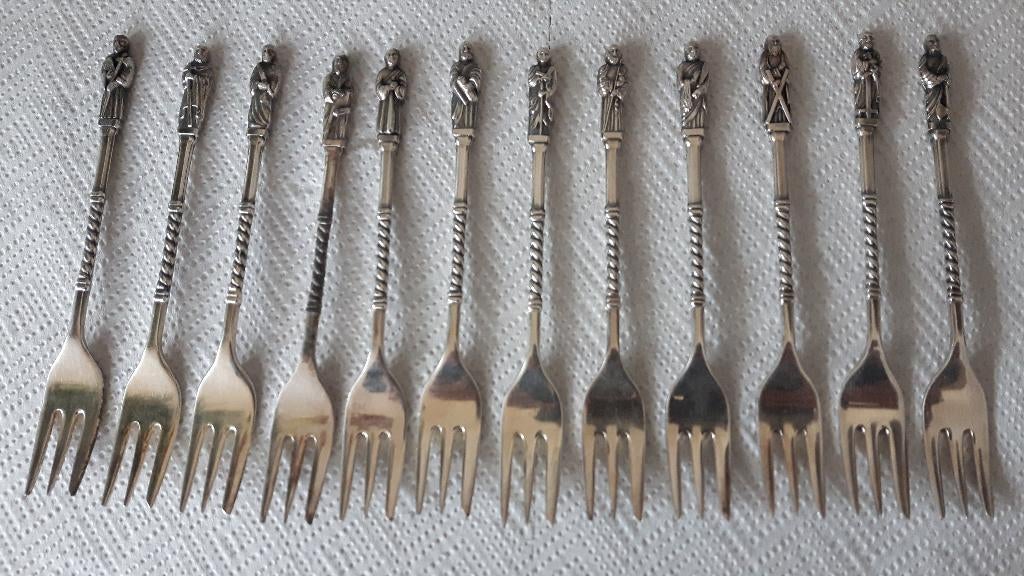 12 Apostelvorkjes. Gemerkt : Ster - 90 -nieuwpoort, Ophalen of Verzenden