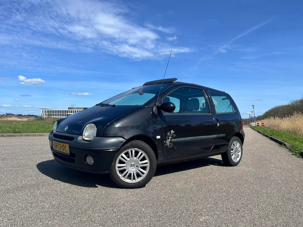 Renault Twingo 1.2 - Pano - Airco! - Elec ramen/spiegels, Voorwielaandrijving, 600 kg, 4 cilinders, Zwart