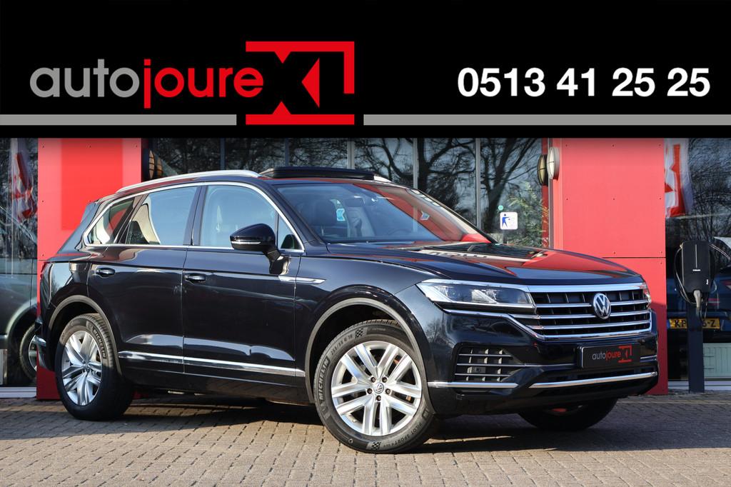 Volkswagen Touareg 3.0 TDI 4MOTION | Panoramadak | Winter Pa, Auto's, Volkswagen, Automaat, 15 km/l, Gebruikt, 241 €/maand