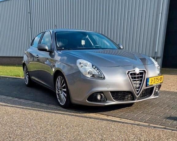 Alfa Romeo Giulietta 2.0 Jtdm 125KW 2011 Grijs, Auto's, Alfa Romeo, Stof, 1956 cc, 1295 kg, 4 cilinders