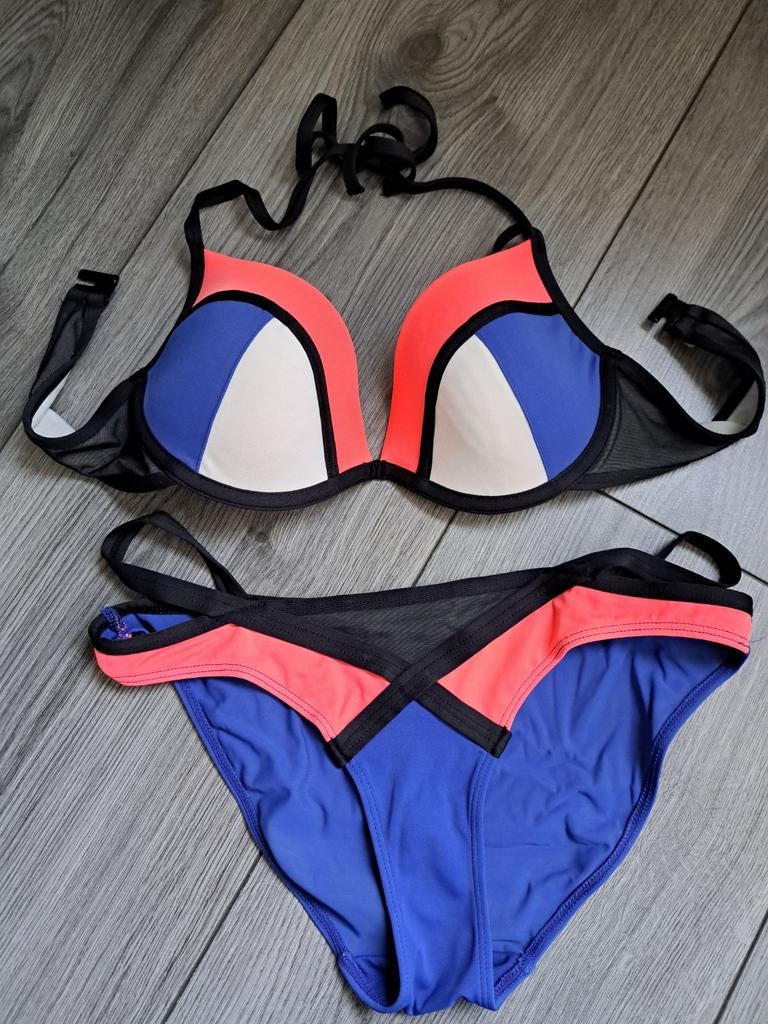 Bikini Hunkemöller, Hunkemöller, Ophalen of Verzenden, Zo goed als nieuw, Bikini